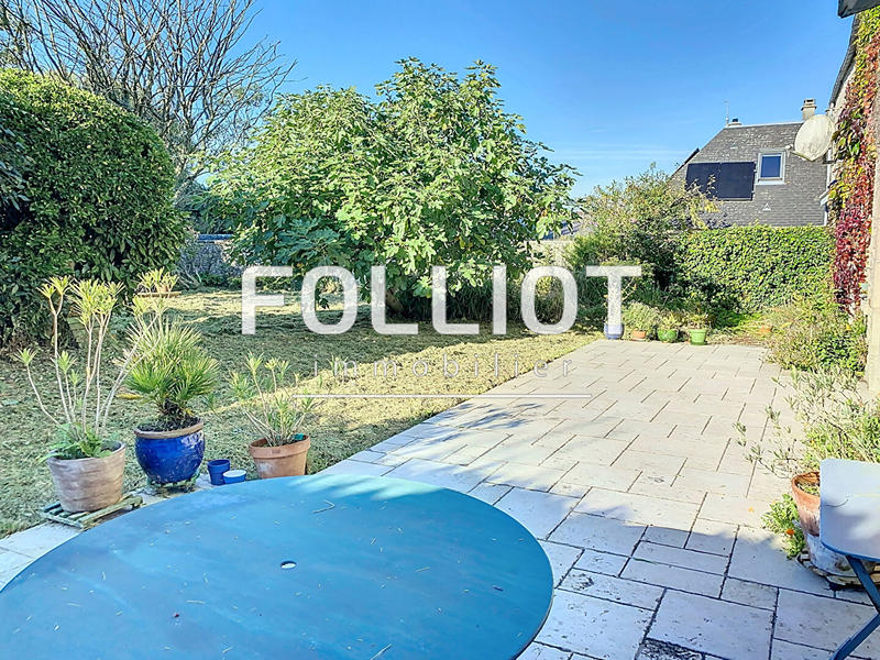 Maison - 180 m² - 8 pièces