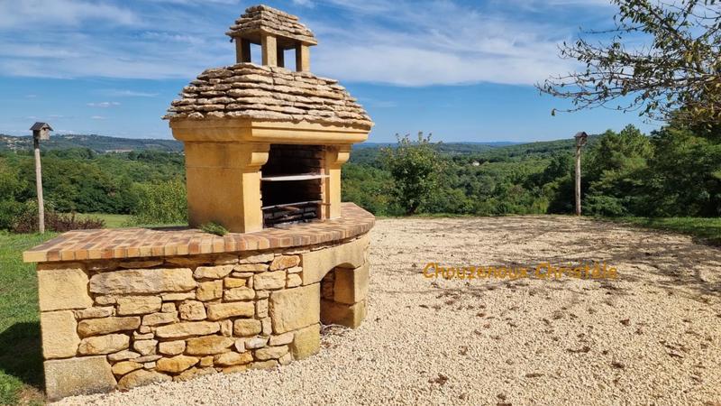 Maison - 250 m² - 8 pièces