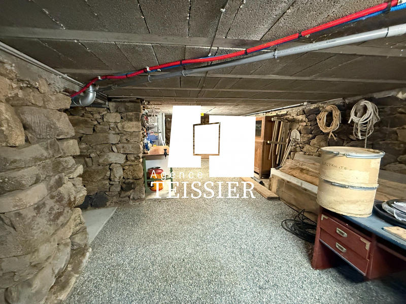 Maison - 97 m² - 4 pièces