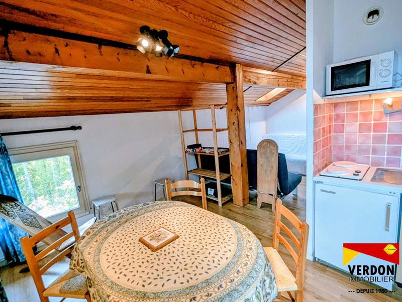 Studio - 24 m² - 1 pièce