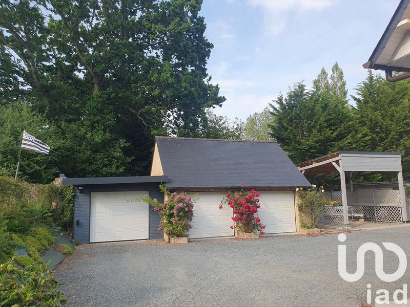 Maison - 480 m² - 12 pièces