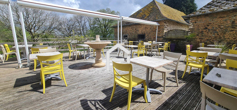 Local d'activités - 246 m²