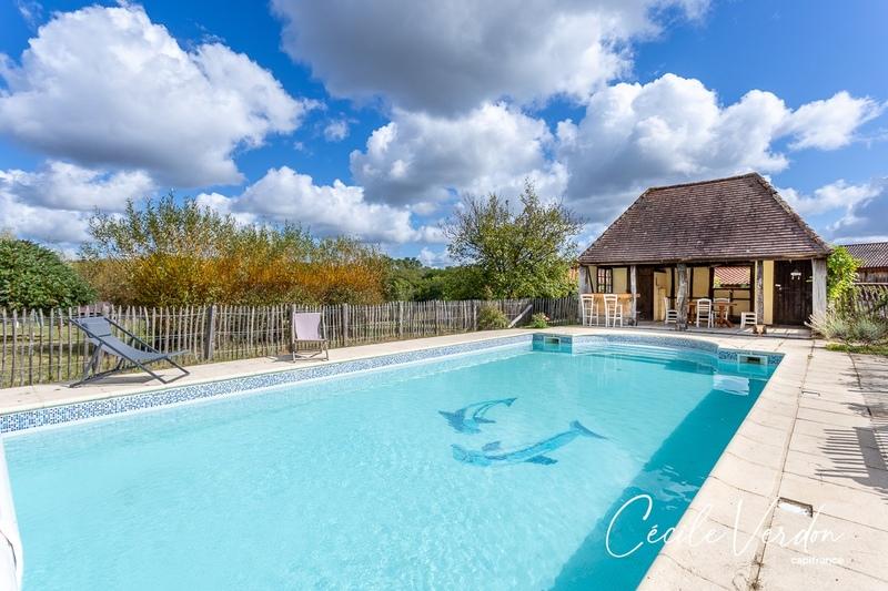 Corps de ferme - 250 m² - 7 pièces