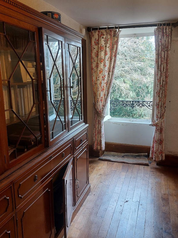 Propriété - 350 m² - 12 pièces