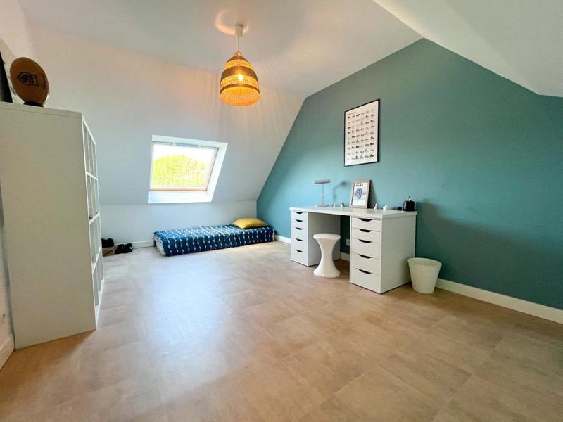 Maison - 160 m² - 8 pièces