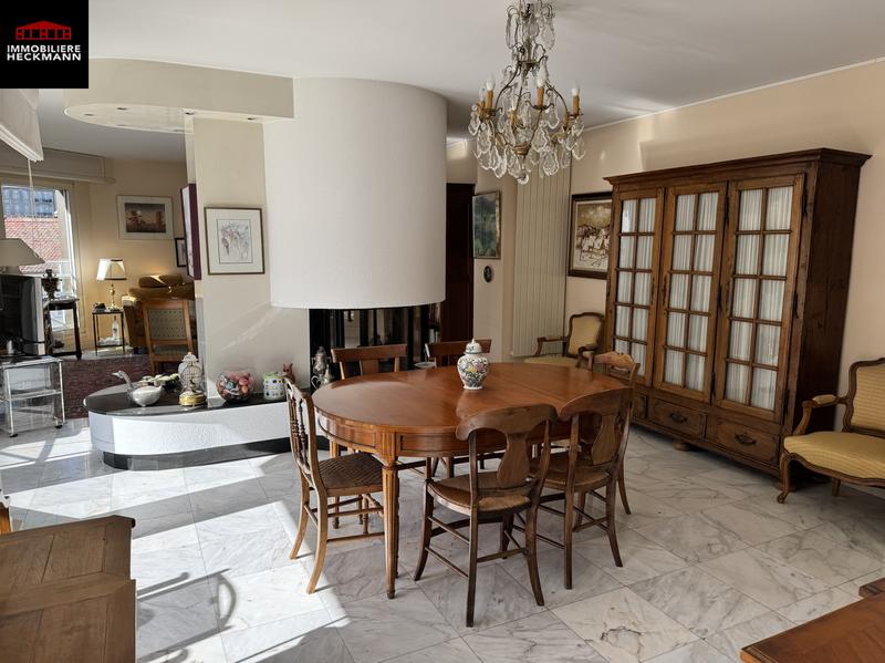 Appartement - 154 m² - 6 pièces