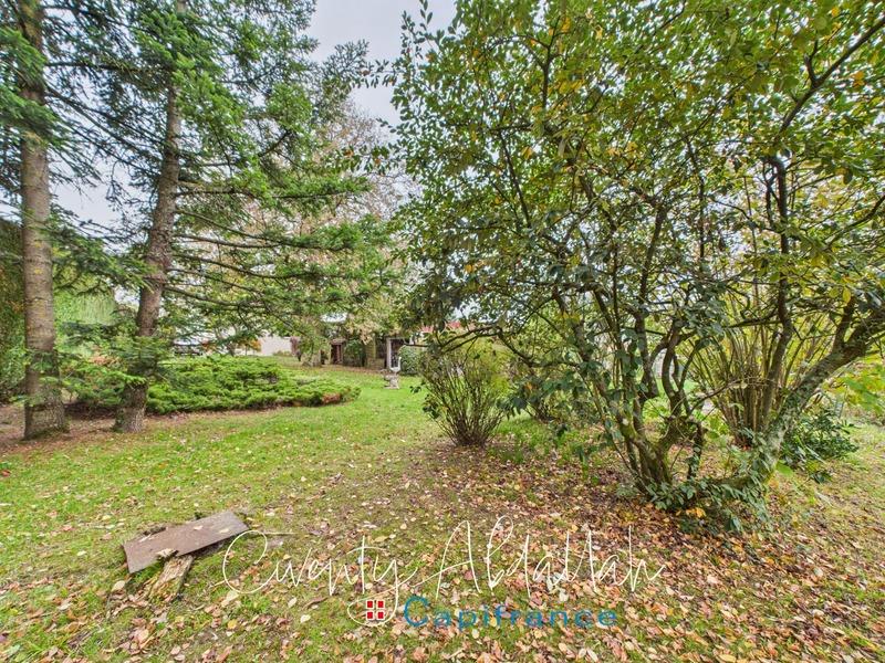 Maison - 192 m² - 6 pièces