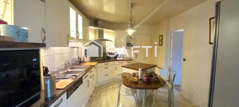 Maison - 197 m² - 7 pièces