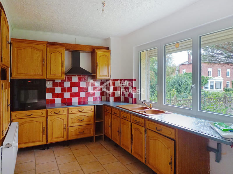 Maison - 96 m² - 6 pièces