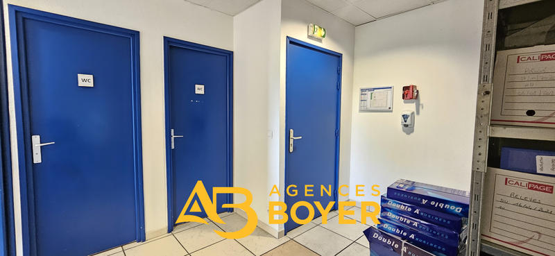 Local commercial - 177 m²