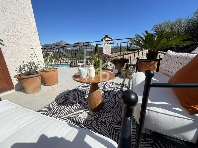 Villa - 173 m² - 7 pièces