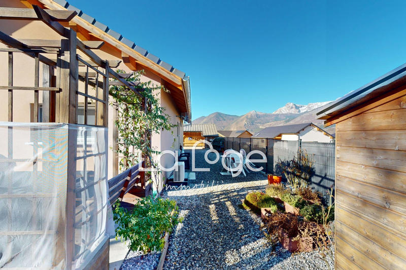 Maison - 85 m² - 3 pièces