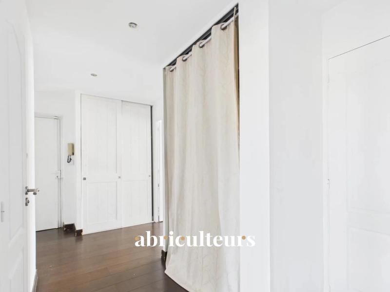 Appartement ancien - 90 m² - 5 pièces