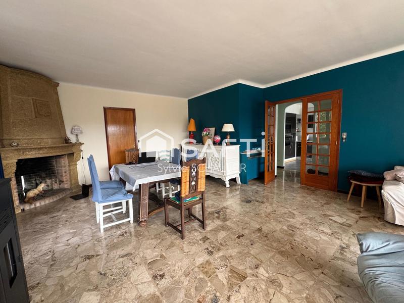 Maison - 196 m² - 5 pièces