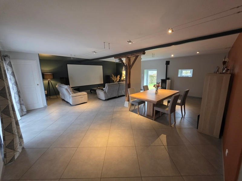 Maison - 170 m² - 5 pièces