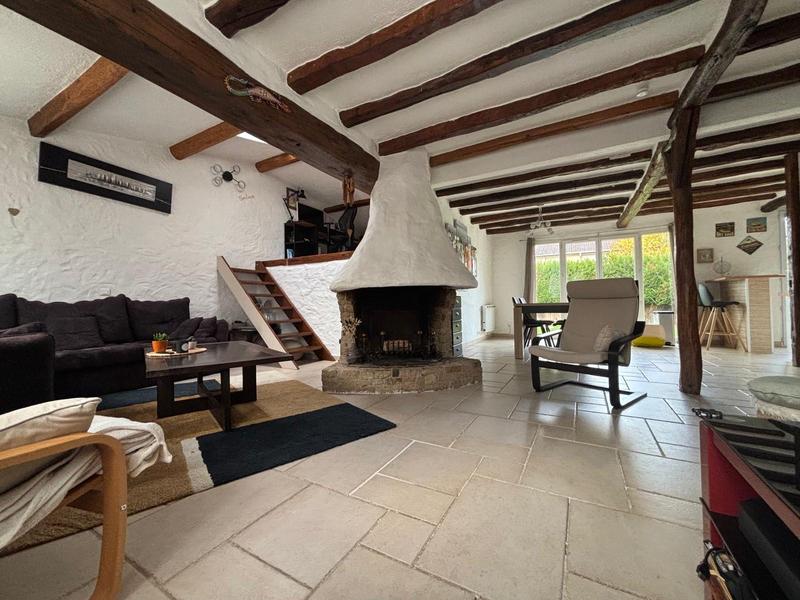 Maison - 96 m² - 5 pièces