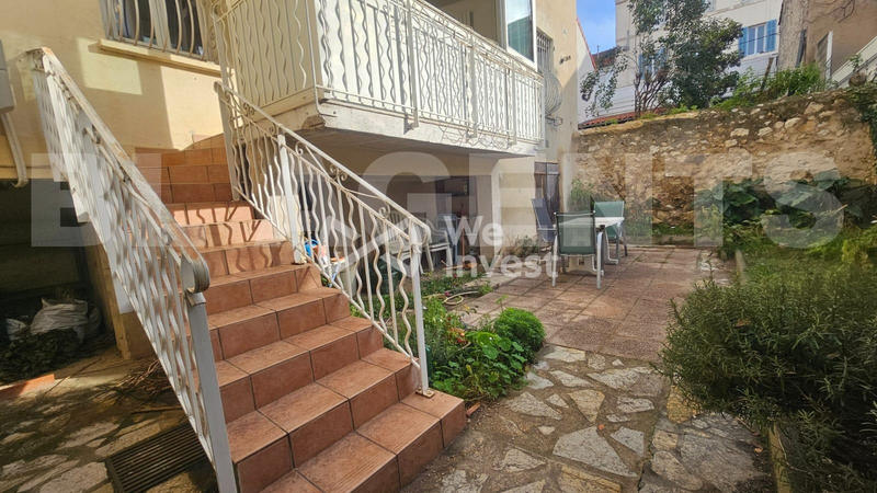 Maison - 161 m² - 7 pièces