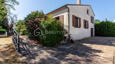 Maison traditionnelle - 150 m² - 6 pièces