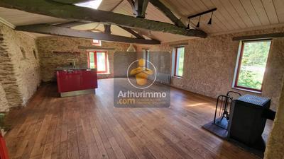 Maison - 107 m² - 5 pièces