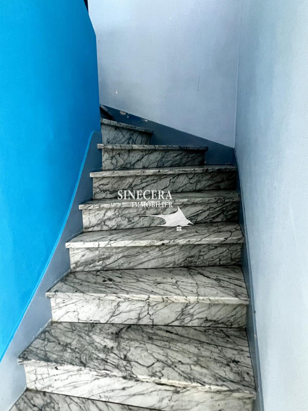 Maison - 190 m² - 9 pièces