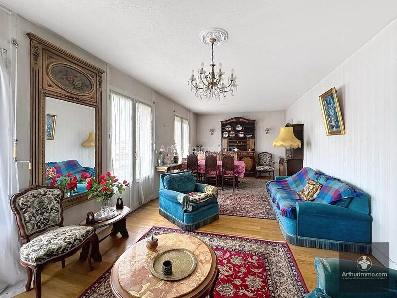 Appartement - 82 m² - 4 pièces