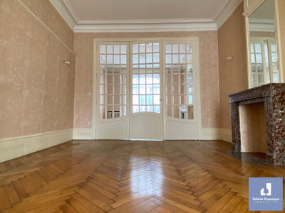 Appartement - 100 m² - 3 pièces