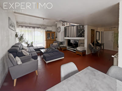 Maison - 141 m² - 7 pièces