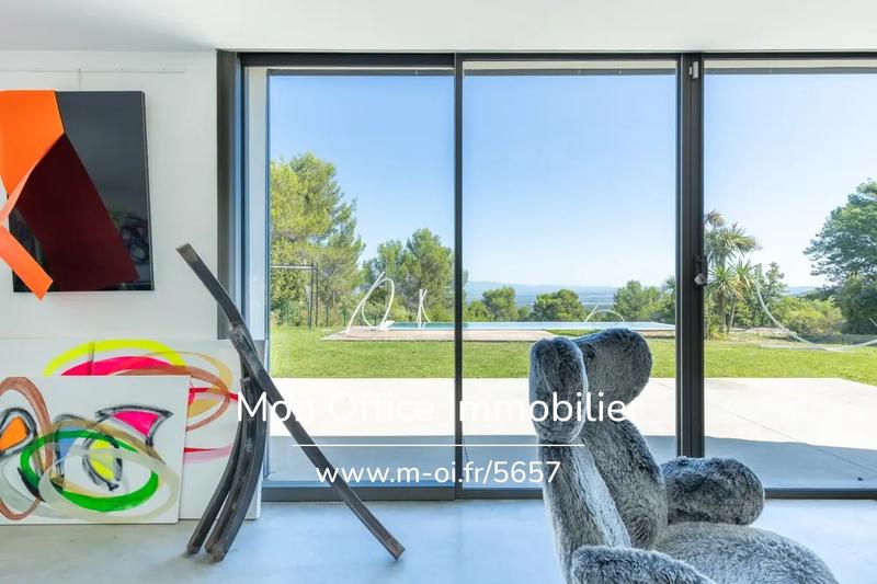 Maison - 272 m² - 7 pièces