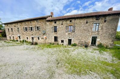 Corps de ferme - 351 m² - 9 pièces