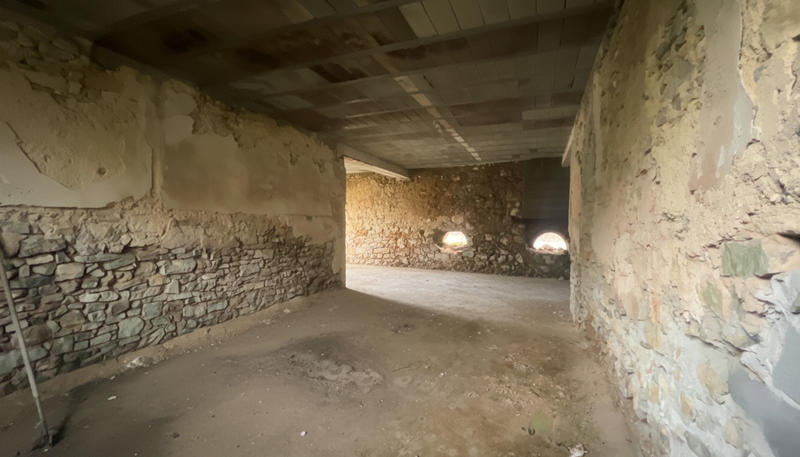 Maison - 330 m² - 5 pièces