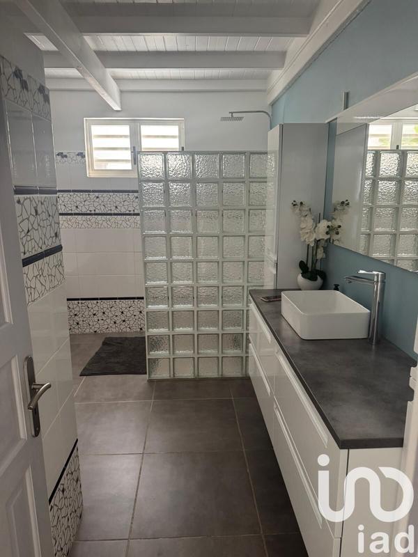 Maison - 200 m² - 10 pièces