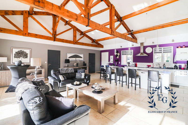 Maison - 197 m² - 6 pièces