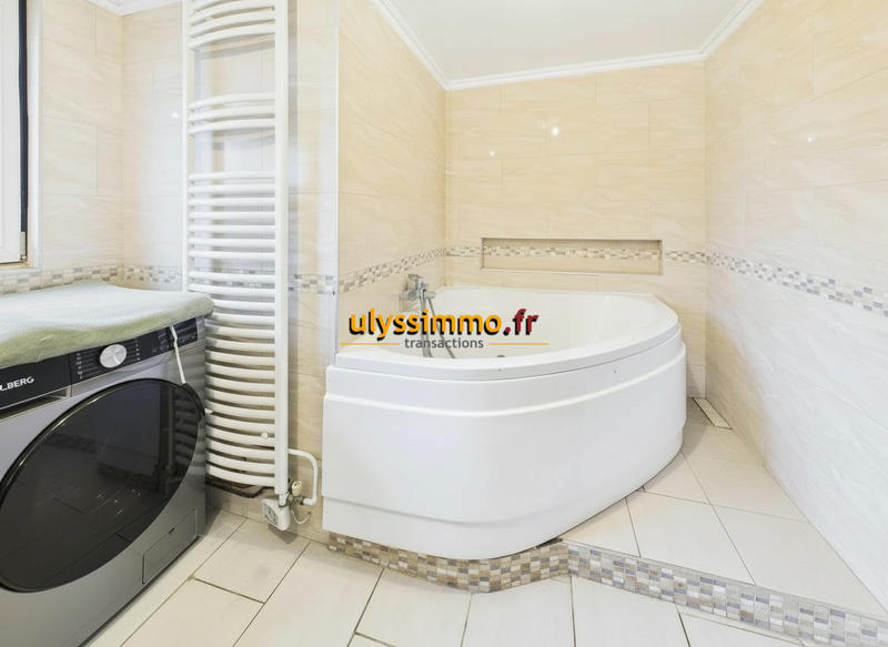 Maison - 114 m² - 5 pièces