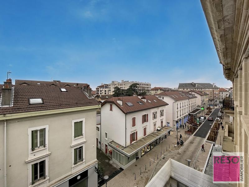 Appartement - 183 m² - 5 pièces