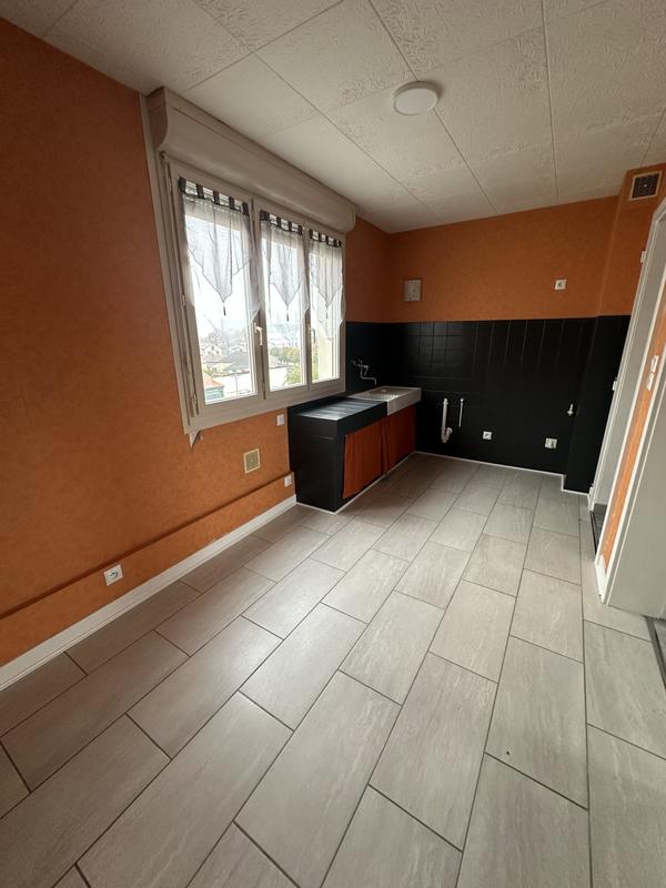 Appartement - 72 m² - 5 pièces