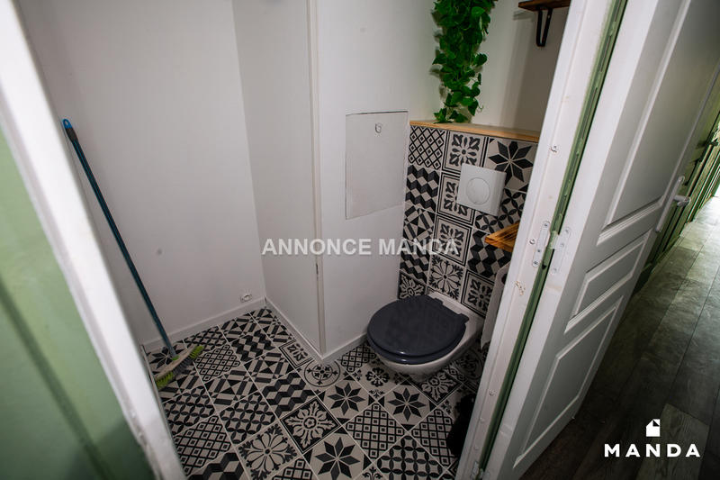 Chambre - 12 m² - 6 pièces