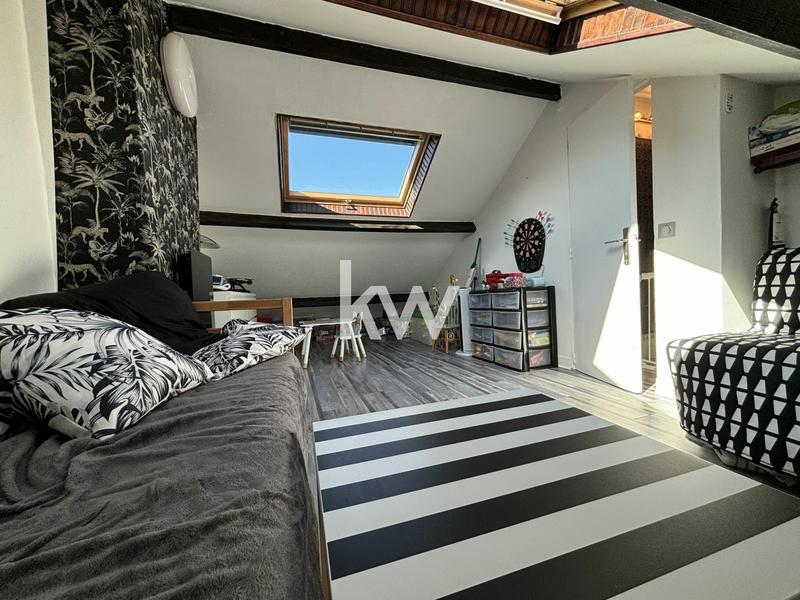 Maison - 147 m² - 7 pièces