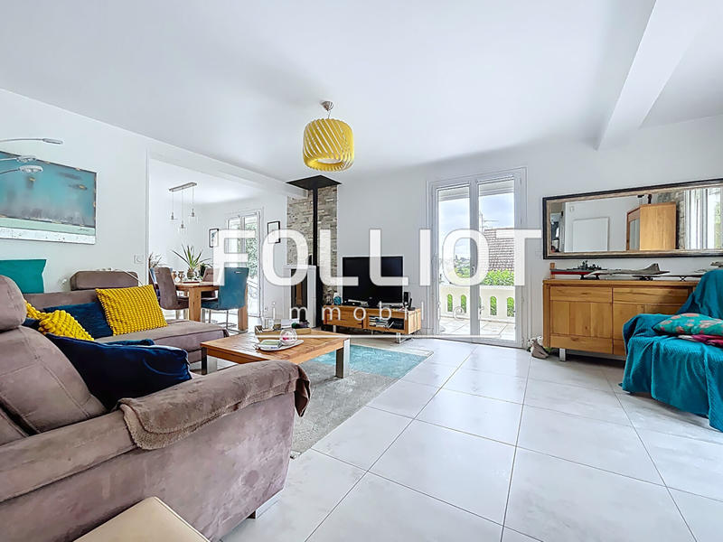 Maison - 140 m² - 5 pièces