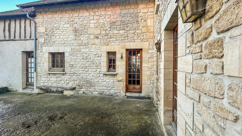 Maison - 148 m² - 6 pièces