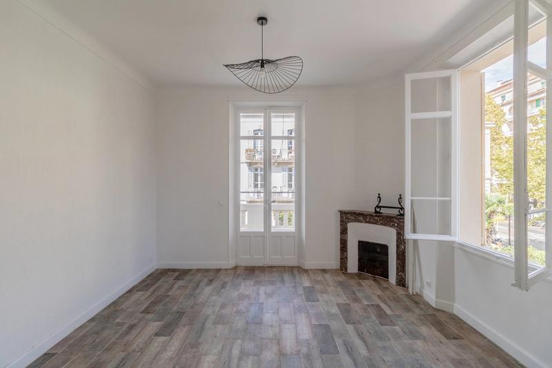 Appartement - 81 m² - 4 pièces