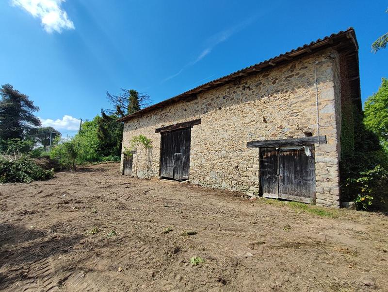 Grange - 130 m² - 1 pièce