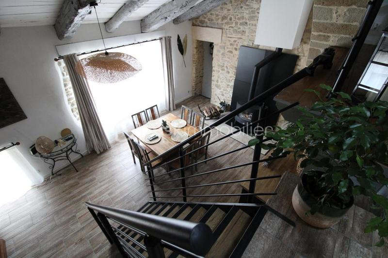 Demeure - 300 m² - 14 pièces