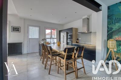 Maison - 172 m² - 7 pièces