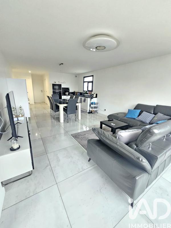 Appartement - 94 m² - 4 pièces