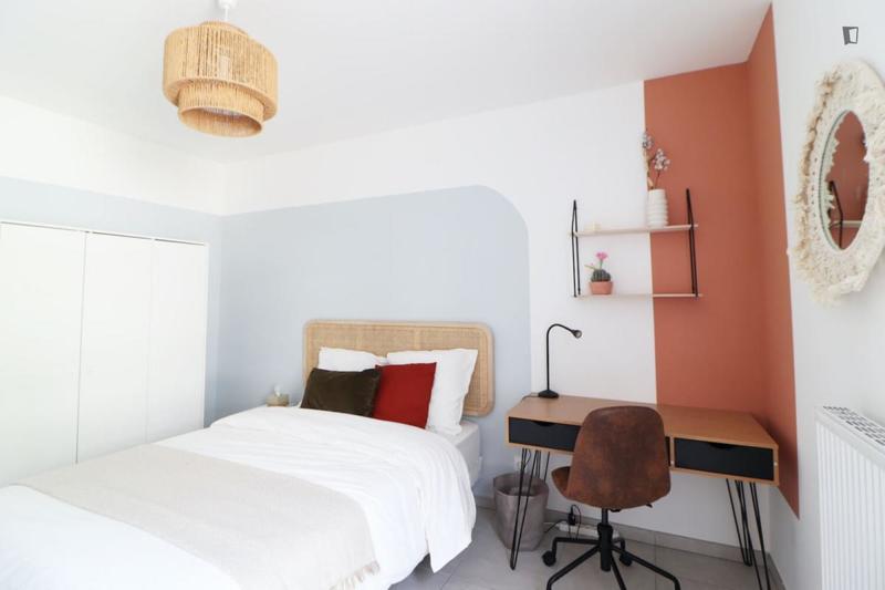 Chambre - 13 m² - 5 pièces