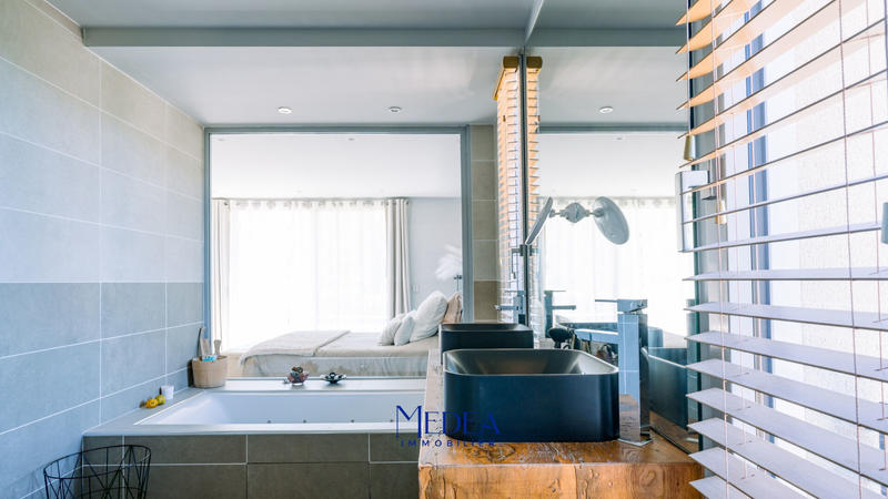 Propriété - 320 m² - 6 pièces