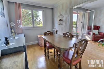 Appartement - 103 m² - 5 pièces