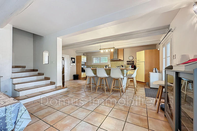 Maison - 184 m² - 7 pièces