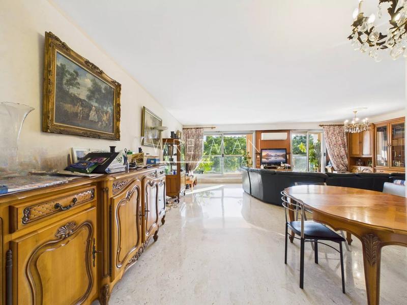 Appartement - 108 m² - 3 pièces