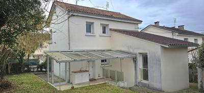 Maison - 82 m² - 5 pièces